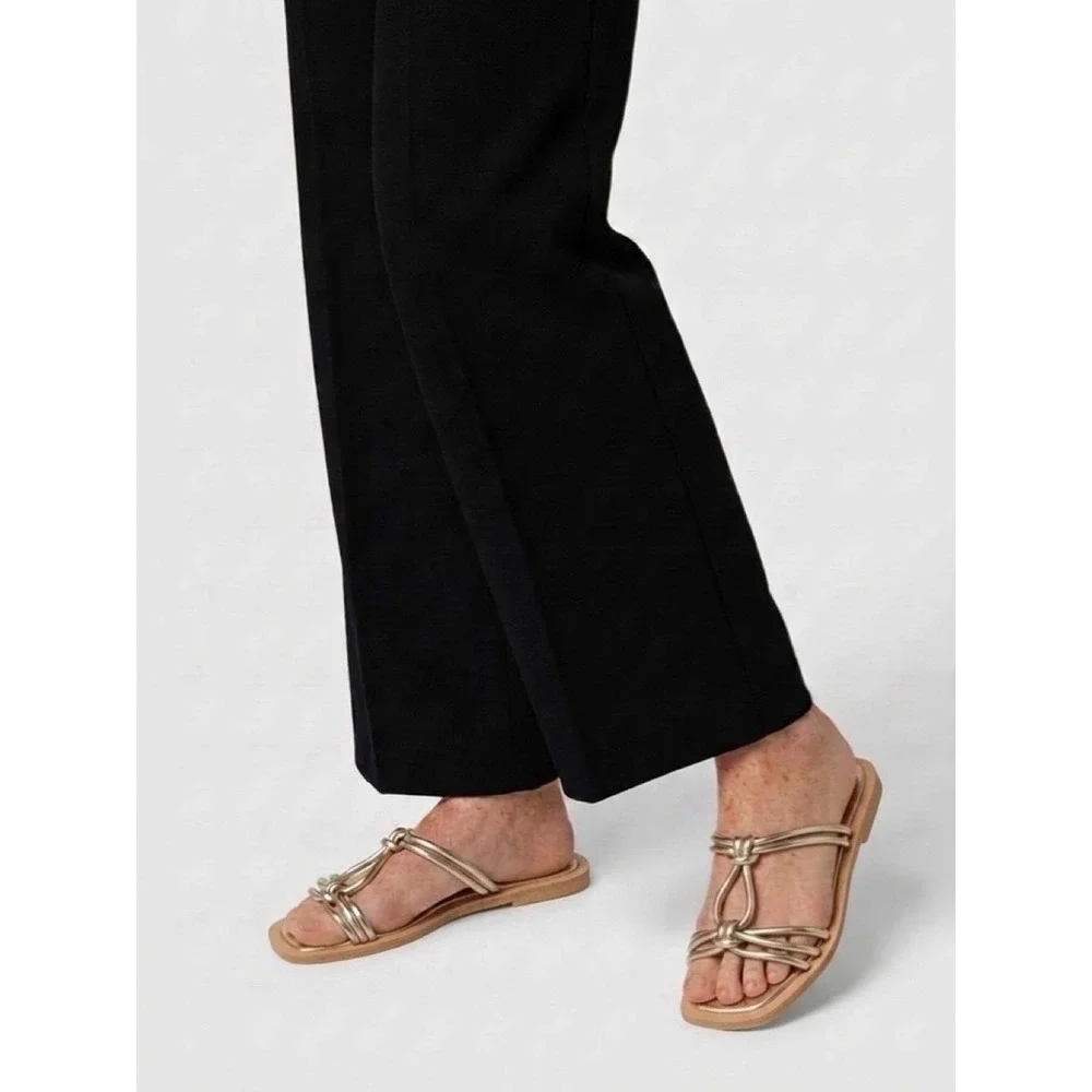 NWT Azalea Slip on Flat Sandals in Gold / Size 9‎ / Never worn